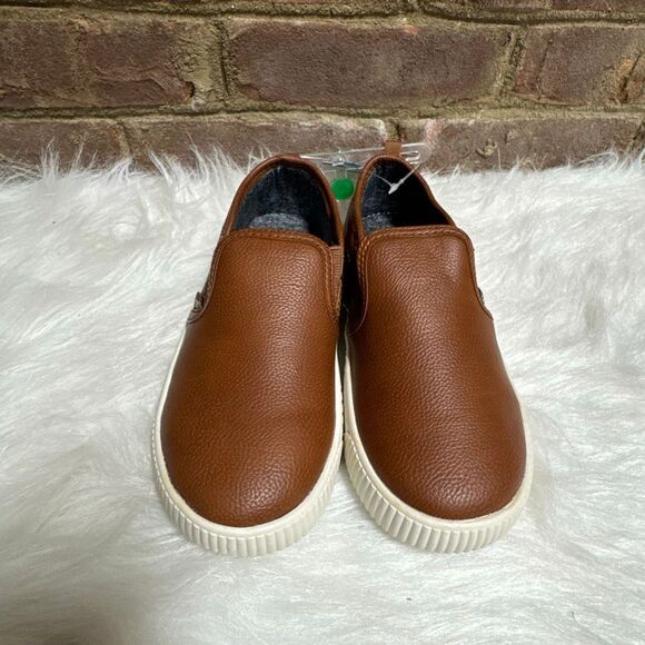 Carter’s Kids Brown Ricky Slip On Loafer Size 2 NEW - Picture 2 of 8